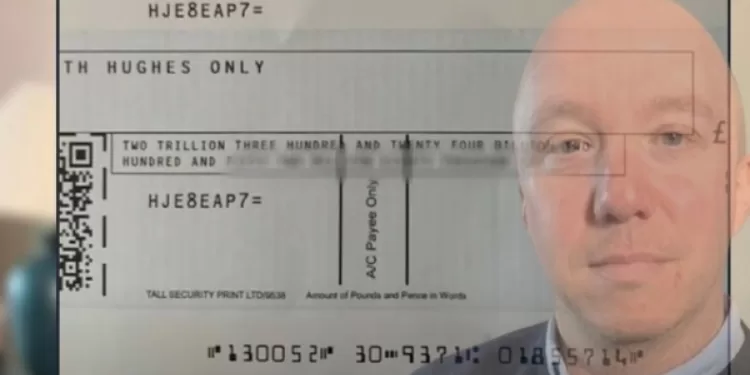 Έμεινε για μερικές μέρες χωρίς ρεύμα και τον αποζημίωσαν με επιταγή 2 τρισεκατομμυρίων λιρών.