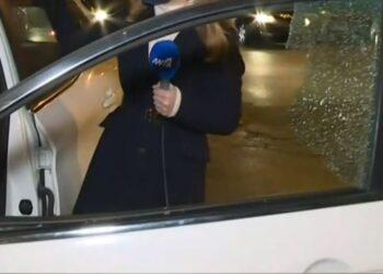 Απόπειρα κλοπής σε αυτοκίνητο του συνεργείου του ΑΝΤ1 την ώρα της ζωντανής σύνδεσης.