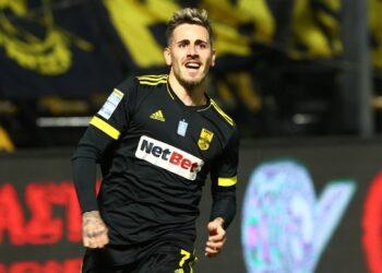 SUPER LEAGUE INTERWETTEN Άρης – Ατρόμητος 3-0: Σε τροχιά playoffs με τριάρα στο ντεμπούτο του Μπούργος.