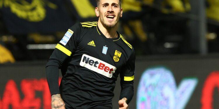 SUPER LEAGUE INTERWETTEN Άρης – Ατρόμητος 3-0: Σε τροχιά playoffs με τριάρα στο ντεμπούτο του Μπούργος.