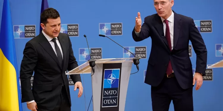Πόλεμος στην Ουκρανία: «Το ΝΑΤΟ στέλνει στρατιωτική βοήθεια» – Μίλησε με Ζελένσκι ο Στόλτενμπεργκ.
