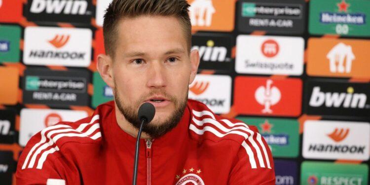 Βατσλίκ: “Η ομάδα που θα περάσει αύριο θα πετύχει πολλά στη διοργάνωση”