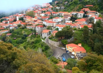 Ανδρίτσαινα: Το χωριό – έκπληξη στην ορεινή Ηλεία.