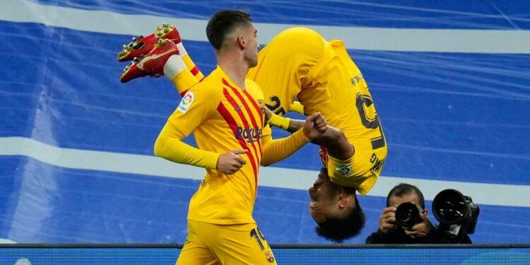 LA LIGA Ρεάλ – Μπαρτσελόνα 0-4: Η αρμάδα του Τσάβι ισοπέδωσε τις μαύρες φανέλες