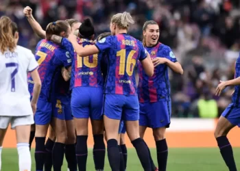 Παγκόσμιο ρεκόρ προσέλευσης και γκολ έπος στο Μπαρτσελόνα – Ρεάλ στο Champions League γυναικών .