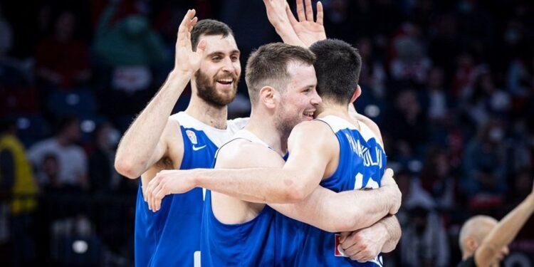 Οι 12 γίγαντες στην Πόλη ήταν Έλληνες.