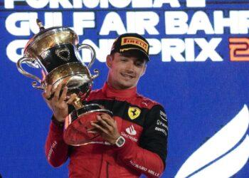 GP Μπαχρέιν: Θρίαμβος για Λεκλέρ και Ferrari στον πρώτο αγώνα της Formula 1 στο Μπαχρέιν.