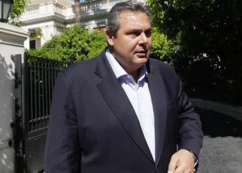 Αγνώριστος ο Πάνος Καμμένος – “Συγγνώμη, ποιος είσαι;”