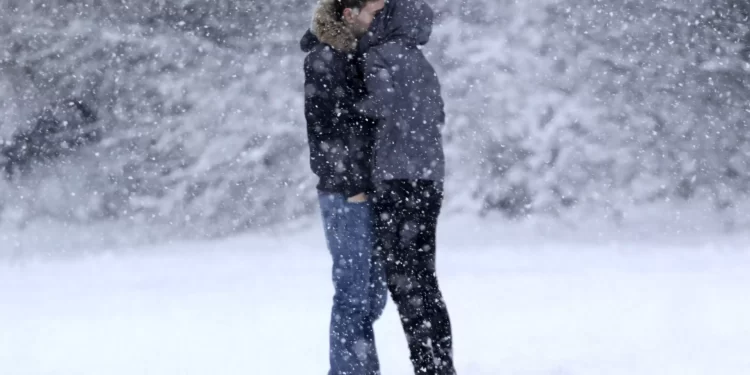 Καιρός: Χιόνια στην Αθήνα την Παρασκευή και το Σάββατο – Ο Λαγουβάρδος στο newsit.gr.