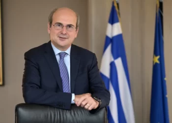 Χατζηδάκης: Οι καταρτιζόμενοι μέσω ΟΑΕΔ θα περνούν τις πύλες των πανεπιστημίων.