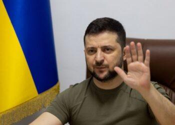 Ομιλία Ζελένσκι στη Βουλή: Ποια κόμματα συμφωνούν και ποια διαφωνούν με την πρόσκληση Μητσοτάκη στον πρόεδρο της Ουκρανίας.