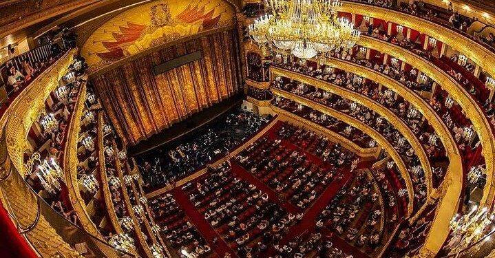 ΑΠΟ ΤΟΝ ΑΜΛΕΤ ΣΤΟΝ ΠΟΥΤΙΝ:  ΤΟ ΔΙΑΚΥΒΕΥΜΑ ΣΤΗΝ ΟΥΚΡΑΝΙΑ