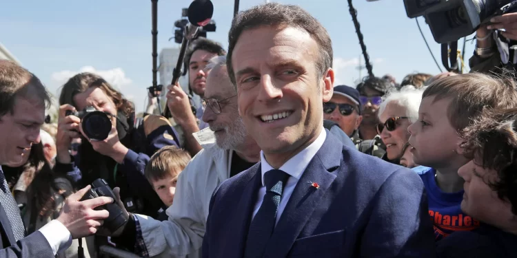 Γαλλία: Σταθερά πρώτος ο Μακρόν, η Λεπέν καλεί την Αριστερά για νίκη επί του «ελιτισμού»!>