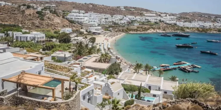 Μύκονος: Εξαγορά-μαμούθ του ξενοδοχείου «Kensho Psarou» με τίμημα 30 εκατ. ευρώ από τον Πέτρο Στάθη.