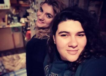 Πάτρα: «Αν μου φέρουν βίντεο με τη Ρούλα να χορηγεί κεταμίνη, θα μπω εγώ μέσα για ανθρωποκτονία» λέει η αδερφή της Ρούλας.