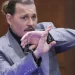 Η κατάθεση ψυχής του Τζόνι Ντεπ για τα παιδικά του χρόνια: Η κακοποιητική μητέρα, πετούσε τασάκια πάνω τους