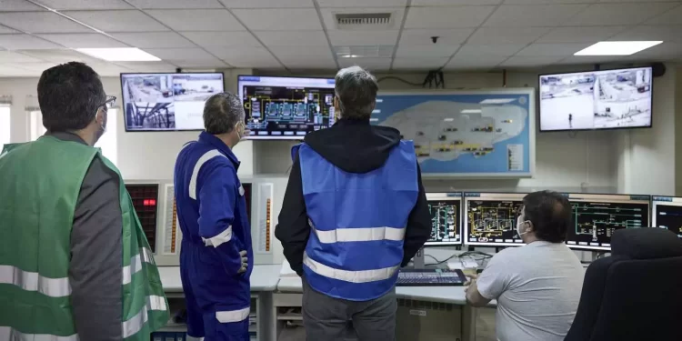 Μητσοτάκης από την Ρεβυθούσα: «Είμαστε έτοιμοι για πρόσθετα μέτρα – Πρώτο μέλημα η ενεργειακή μας επάρκεια»