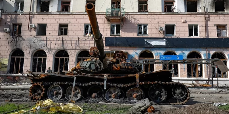 Πόλεμος στην Ουκρανία: Φοβίζει η ρητορική για τρίτο παγκόσμιο – Ρωσικές απειλές για πυρηνικά, στέλνει όπλα η Δύση