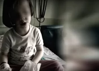 «Φως στο Τούνελ»: Ανατριχιαστικό το τρέιλερ για τα τρία παιδιά στην Πάτρα -«Τίποτα δεν συμβαίνει ξαφνικά»Πηγή: iefimerida.gr – «Φως στο Τούνελ»: Ανατριχιαστικό το τρέιλερ για τα τρία παιδιά στην Πάτρα -«Τίποτα δεν συμβαίνει ξαφνικά».