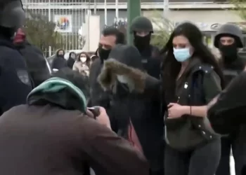 Ρούλα Πισπιρίγκου: Στις φυλακές Κορυδαλλού – Θα κρατηθεί σε ειδικό κελί και θα προαυλίζεται μόνη.