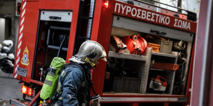 Φωτιά στο εργοστάσιο γαλακτοκομικών της Δέλτα στον Ταύρο -Μεγάλη κινητοποίηση της Πυροσβεστικής