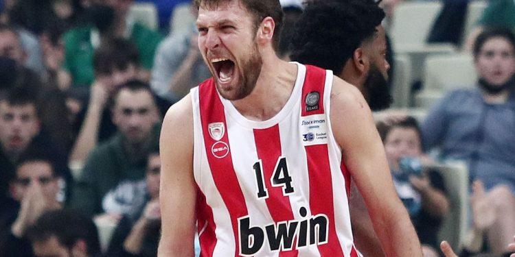 Παναθηναϊκός – Ολυμπιακός 62-68: Οι ερυθρόλευκοι άλωσαν το ΟΑΚΑ και κλείδωσαν το πλεονέκτημα έδρας.