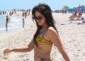 Η Camila Cabello μας δείχνει το sexy κορμί της με μπικίνι στην παραλία του Miami