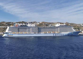 «Odyssey of the Seas»: Η πλωτή πολιτεία που έκρυψε… τη Μύκονο!