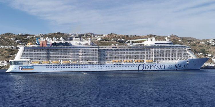 «Odyssey of the Seas»: Η πλωτή πολιτεία που έκρυψε… τη Μύκονο!