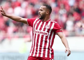 Ολυμπιακός: Οι τέσσερις εικόνες που αποτυπώνουν το μεγαλείο και τη νοοτροπία του Ελ Αραμπί