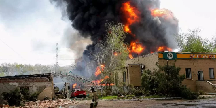 Πόλεμος στην Ουκρανία: «Κόλαση» βομβαρδισμών στο Ντονμπάς με πολλούς νεκρούς – Πάνω από 600 σύμφωνα με την Ρωσία