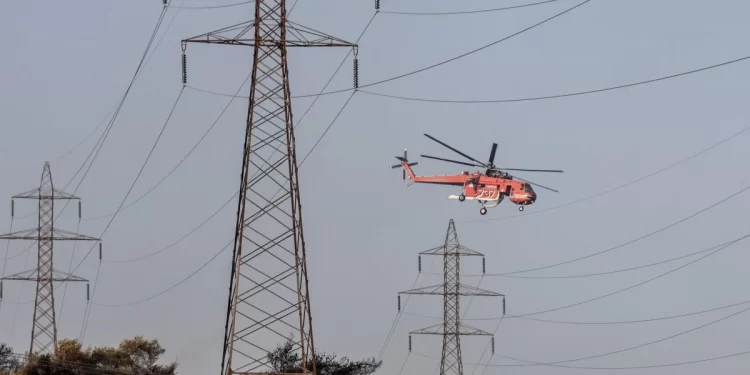 Φωτιά στη Μάνδρα: Στον Εισαγγελέα δύο συλληφθέντες – Έκαιγαν ξερά χόρτα