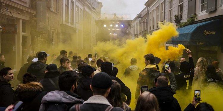 H Ευρώπη «φλέγεται»: Όλοι εναντίον όλων στους δρόμους και η κρίση ακόμα δεν έχει ξεκινήσει…