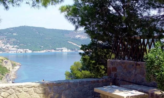 Οι Γερμανοί Νο1 αγοραστές εξοχικών στην Ελλάδα: Δίνουν κατά μέσο όρο 350.000 ευρώ