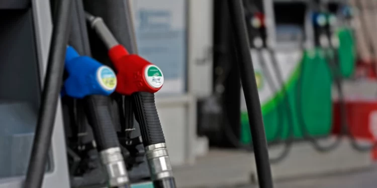 Πρόεδρος Πρατηριούχων Αττικής: Την επόμενη εβδομάδα η τιμή στην αμόλυβδη θα πέσει κάτω από τα 2,20 ευρώ