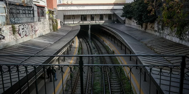 ΣΤΑΣΥ για την 6χρονη που τραυματίστηκε στο Μοναστηράκι: Το κενό μεταξύ συρμού και αποβάθρας είναι στα προβλεπόμενα όρια