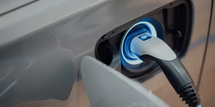 Κινούμαι Ηλεκτρικά 2: Από σήμερα οι αιτήσεις – Οι επιδοτήσεις για αυτοκίνητα και δίκυκλα