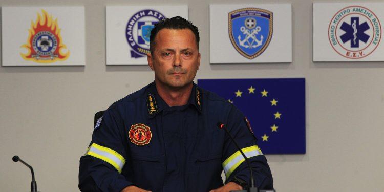 Εκπρόσωπος Πυροσβεστικής: «Έχουν πραγματοποιηθεί 600 απομακρύνσεις ατόμων – Απεστάλησαν 5 μηνύματα από το 112»