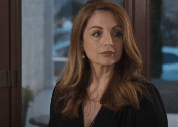 Γνωστός ηθοποιός: «Όταν έκανα έρωτα με την Άντζελα Γκερέκου…»