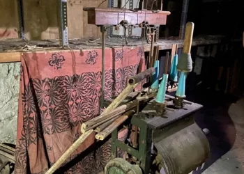 Υπουργείο Πολιτισμού: Μεταμορφώνει σε μουσείο το τυποβαφικό εργαστήριο της πρώην «Βιοτεχνίας Ελληνικών Μαντηλιών (ΒΕΜ)»