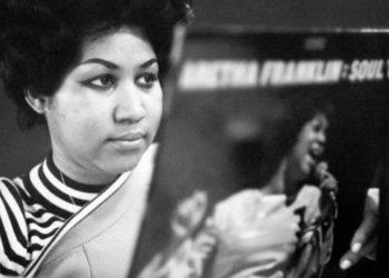 Τρανς ακτιβιστές ζήτησαν να αφαιρεθεί το «Natural Woman» από το Spotify