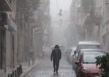 Κακοκαιρία: Άλλη μια δύσκολη μέρα με έντονα φαινόμενα- Καταιγίδες, ισχυροί άνεμοι και χιόνια σε χαμηλά υψόμετρα