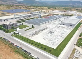 Οικογένεια Παυλίδη: Πώς οι «βασιλιάδες του μαρμάρου» πούλησαν το στέμμα τους