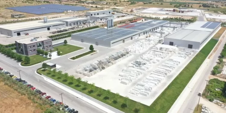 Οικογένεια Παυλίδη: Πώς οι «βασιλιάδες του μαρμάρου» πούλησαν το στέμμα τους