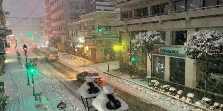 Κακοκαιρία «Μπάρμπαρα»: Χιονόπτωση και πάλι στον Βόλο και το Πήλιο – Κλειστά σήμερα σχολεία και δικαστήρια