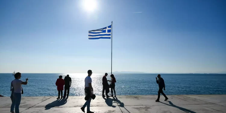 Καιρός σήμερα: Ανοιξιάτικος και ζέστη και ηλιοφάνεια – Αναλυτική πρόγνωση