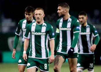 Παναθηναϊκός: Με Χουάνκαρ και Κουρμπέλη η ενδεκάδα με τον Άρη.