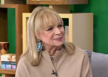 Άννα Φόνσου: «Μετά την Αλίκη Βουγιουκλάκη δεν μπορεί να βγει καμία άλλη σταρ»