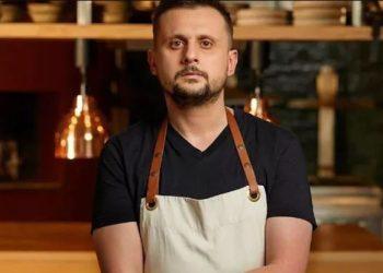 Σεισμός στην Τουρκία: Βραβευμένος σεφ μαγειρεύει για τους άστεγους στο Χατάι