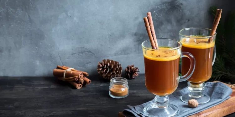 3 απολαυστικά ζεστά ροφήματα με αλκοόλ για τον χειμώνα